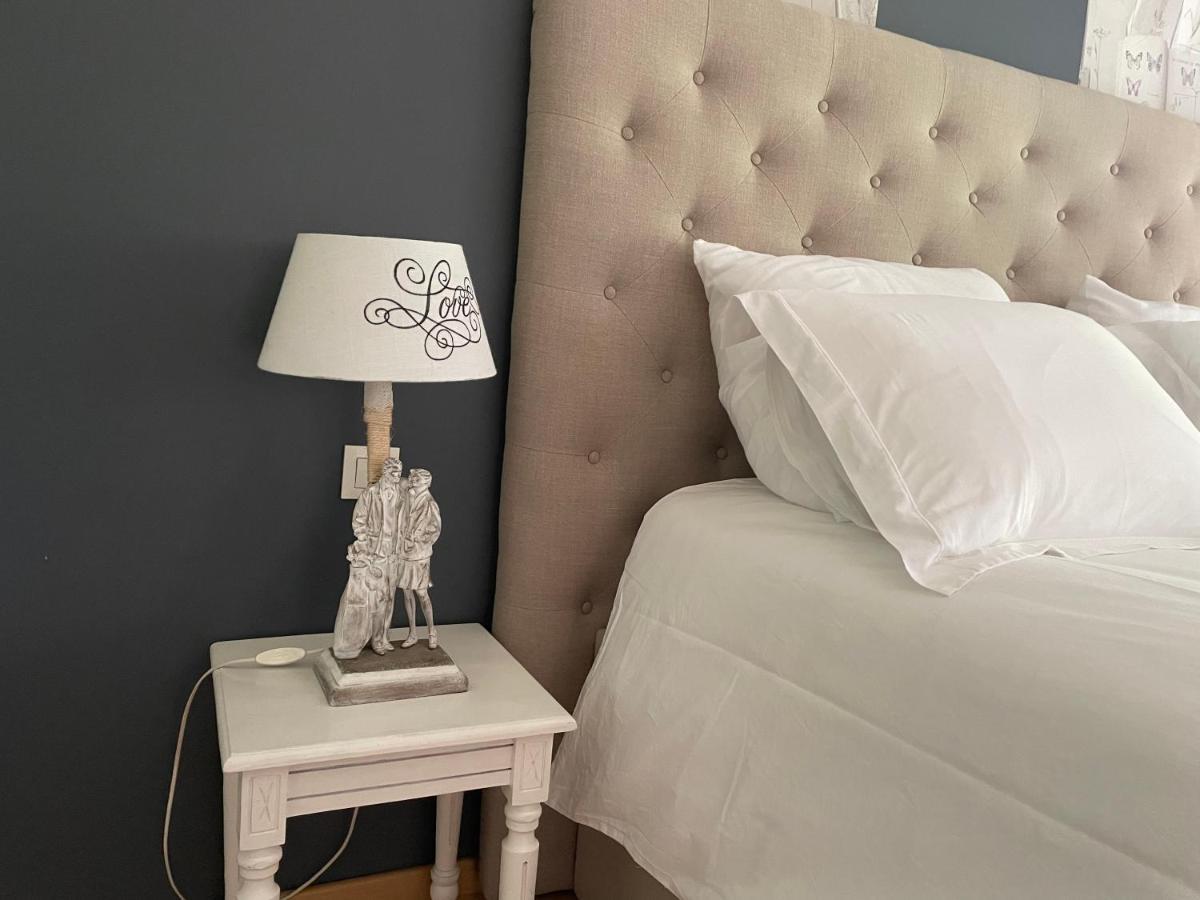 Le Maine N 5 - Fleac Angouleme - Suite Tilleul ภายนอก รูปภาพ