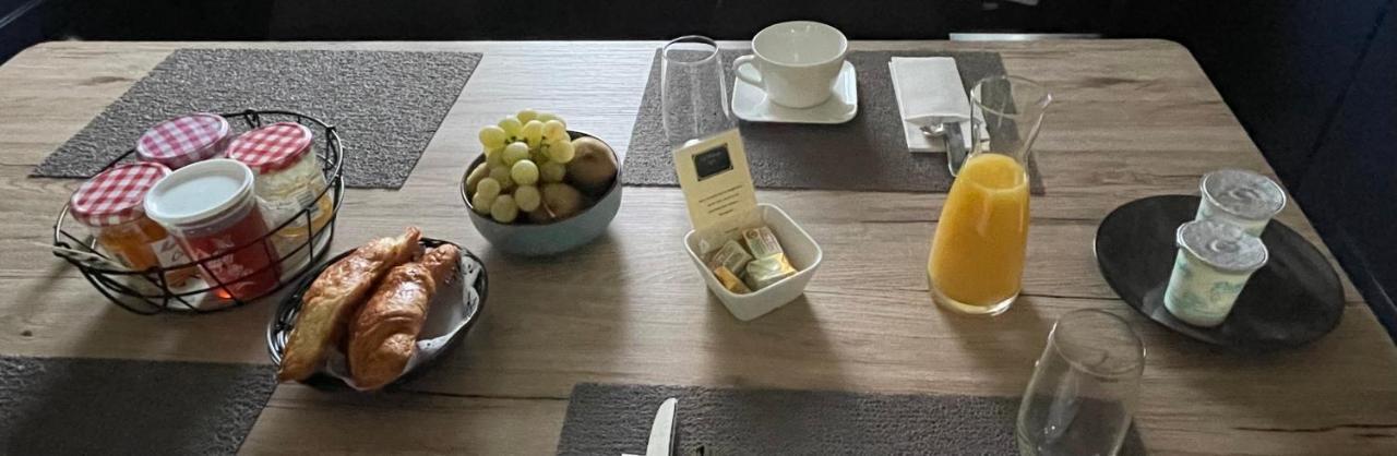 Le Maine N 5 - Fleac Angouleme - Suite Tilleul ภายนอก รูปภาพ